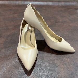 Michael Kors Pumps